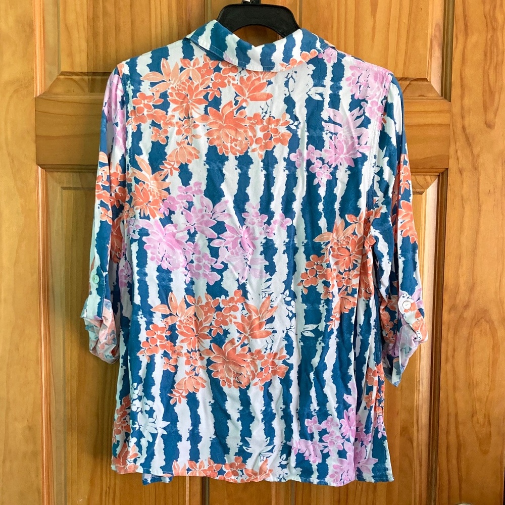 Women’s Size Petite Medium Ruby Rd Gently Used Fl… - image 3